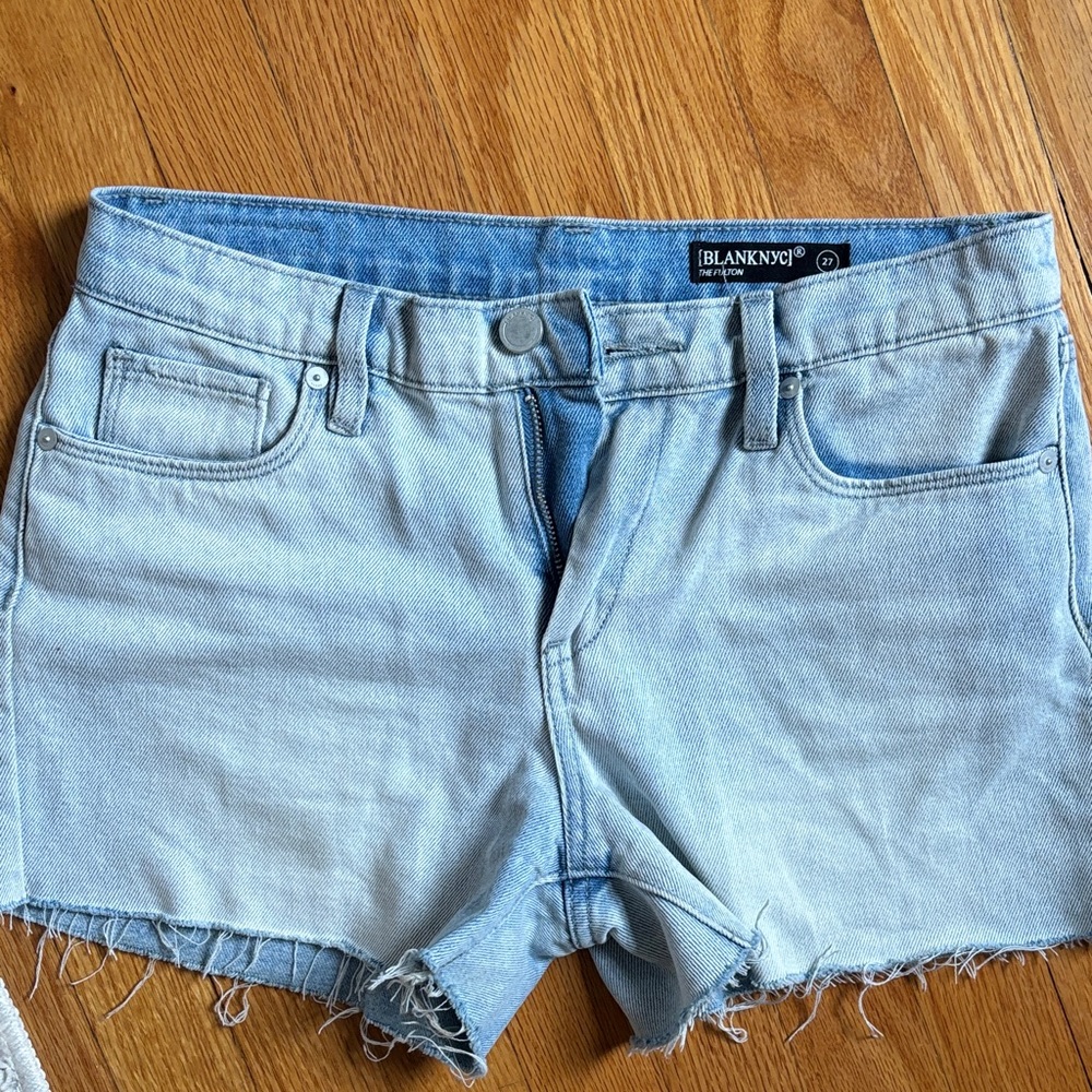 Blank NYC Women's Faded Blue Jean Shorts